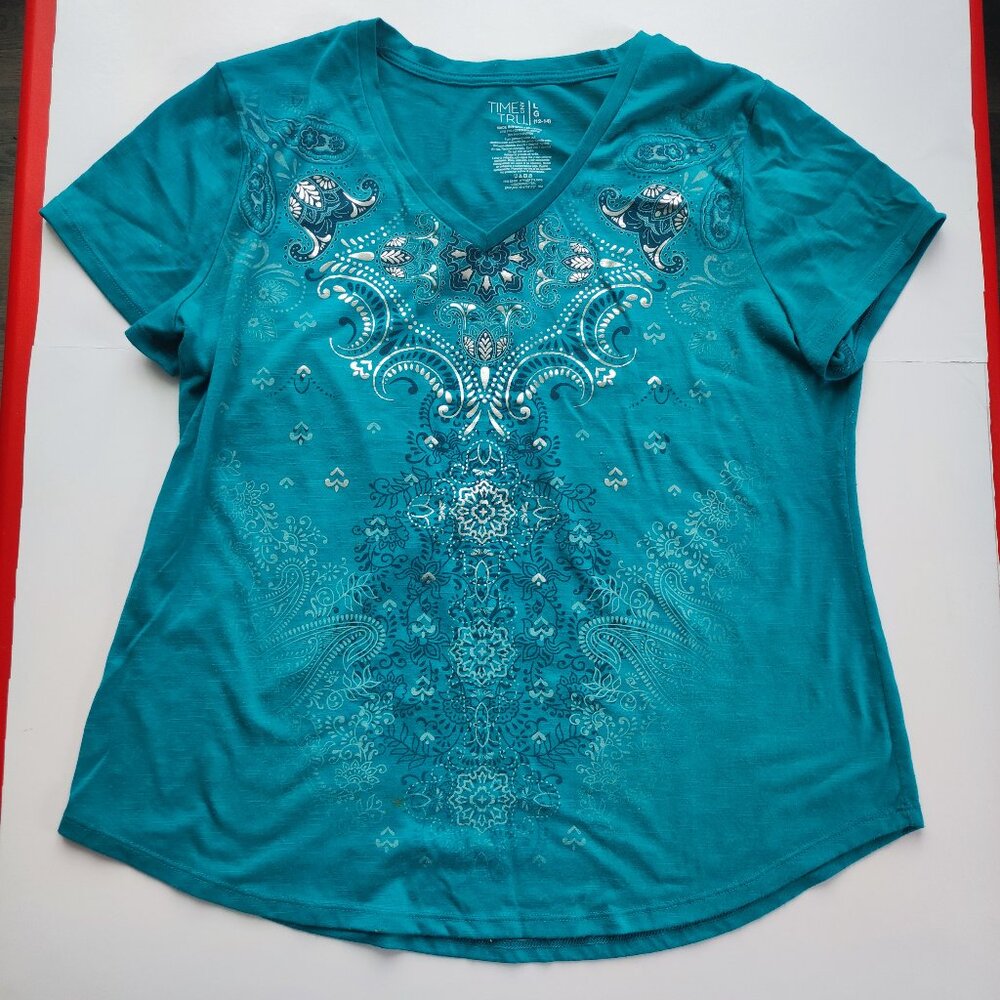 Time and Tru short sleeve top teal with silver design women's size L (12-14)